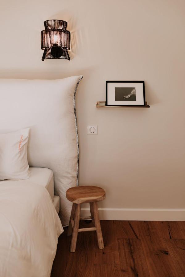 Chez Brens - Maison D'Hotes A La Hume กูฌ็อง-เมสทราส ภายนอก รูปภาพ
