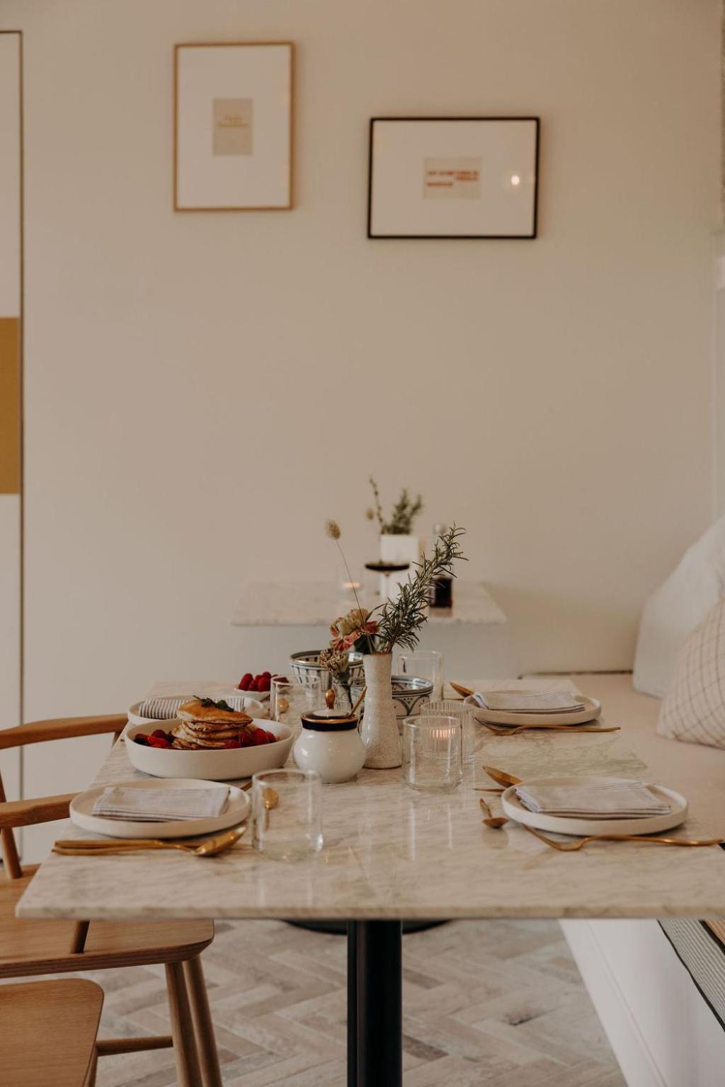 Chez Brens - Maison D'Hotes A La Hume กูฌ็อง-เมสทราส ภายนอก รูปภาพ